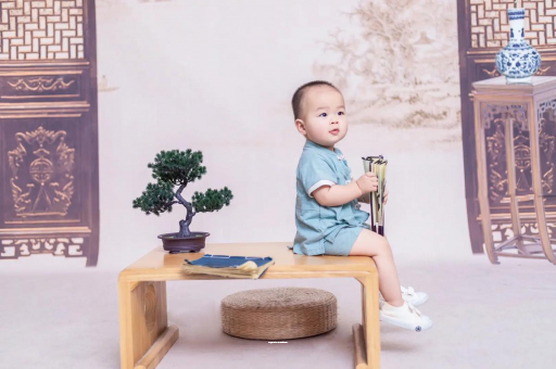 营口宝宝掉头发是怎么回事